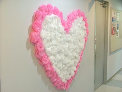 �������i