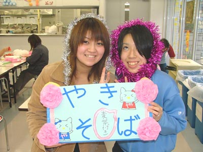 �������i